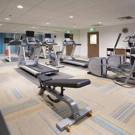 Holiday Inn Express & Suites - Fayetteville South By Ihg Bagian luar foto
