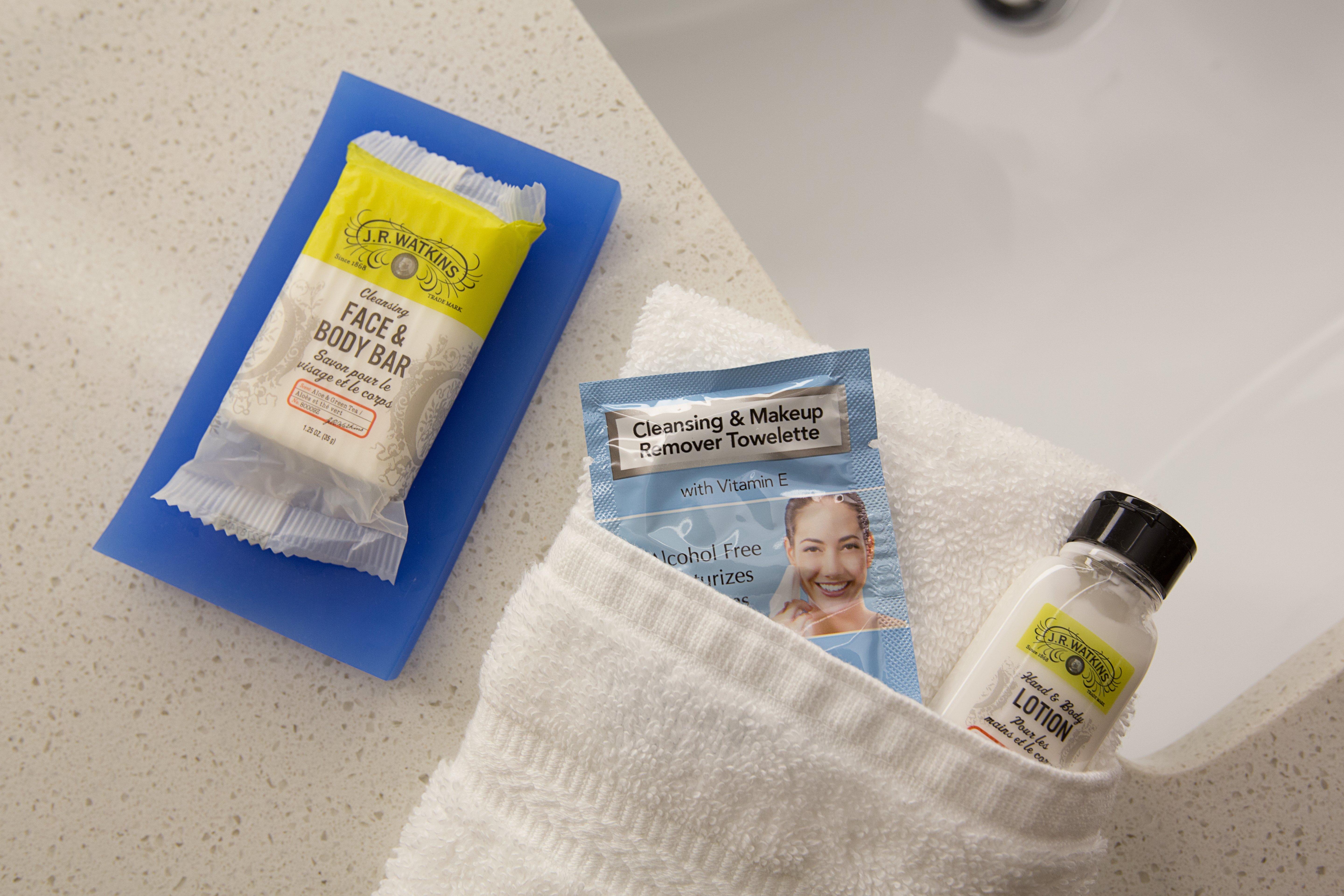 Holiday Inn Express & Suites - Fayetteville South By Ihg Bagian luar foto