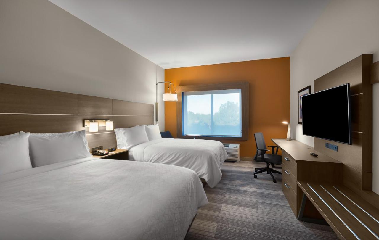 Holiday Inn Express & Suites - Fayetteville South By Ihg Bagian luar foto